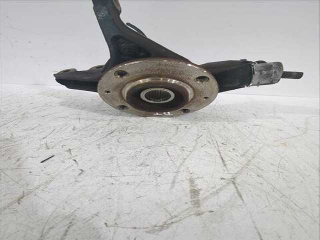 Foto 3ª: Mangueta Delantera Izquierda Citroen C4 1.6 HDI 109CV [9HY (DV6TED4) 9HZ (DV6TED4)] (2006)