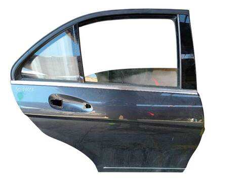 Foto 2ª: Puerta Trasera Derecha Mercedes Clase C 160 C 220 CDI 204.002) (2007)