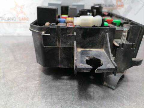 Foto 3ª: Caja Reles Fusibles Opel Corsa EXPRESSION 75CV 55KW [B14XER] (2017)