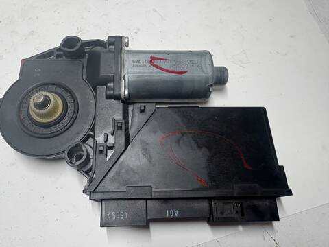 Foto 2ª: Elevalunas Eléctrico Delantero Izquierdo Audi A4 AVANT