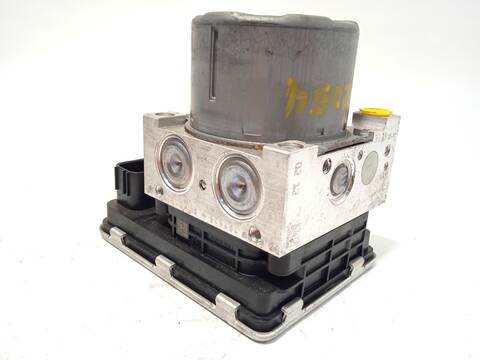 Foto 2ª: Abs Bmw Serie 1 118 1.5 G I F40) [B38A15A] (2020)