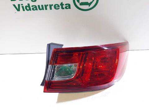 Piloto Trasero Derecho Renault Clio AUTHENTIQUE 73CV 54KW