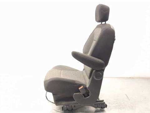 Foto 2ª: Asiento Delantero Derecho Citroen Berlingo 20 ANIVERSARIO EDITION 99CV 73KW [BH02] (2017)