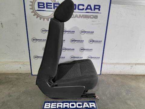 Foto 3ª: Asientos Traseros Toyota Verso 2.2 D-CAT 177CV [D/ 2AD-FHV] (2004)