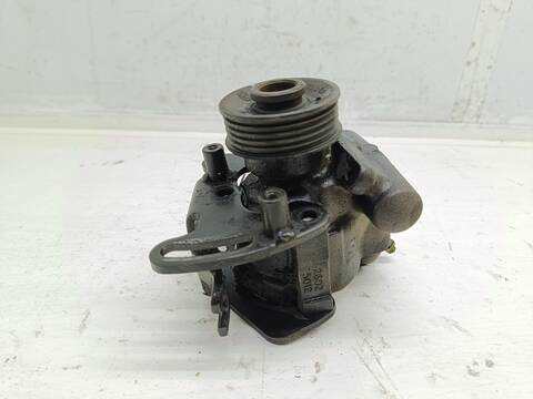 Foto 4ª: Bomba de Direccion Ford Mondeo AMBIENTE BERLINA 90CV 66KW [RFN] (1999)