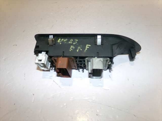 Foto 3ª: Botonera Elevalunas Renault Laguna 1.9 DCI MODELO 2,2001-2007 [F9QC7] (2001)