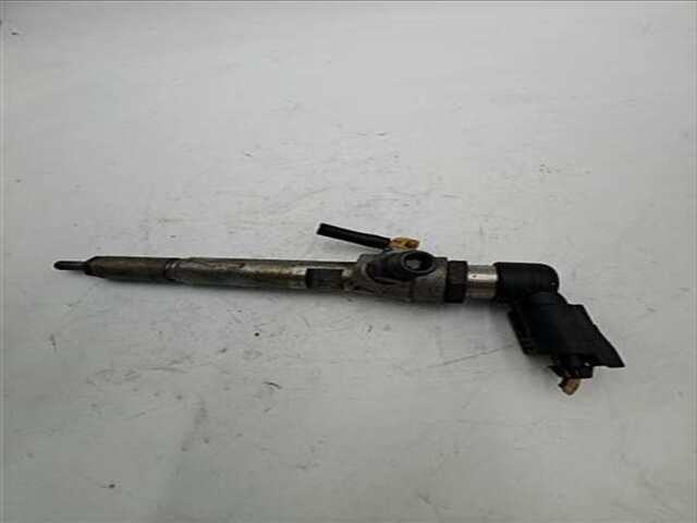 Foto 2ª: Inyectores Renault Scenic 1.5 CONFORT DYNAMIQUE [1.5 LTR. - 78 KW DCI DIESEL] (JM)(2003-_) [K9K-764]