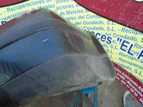 Foto 3ª: Paragolpes Trasero Volkswagen Passat 1.6 BERLINA 102CV 75KW [ALZ] (2004)
