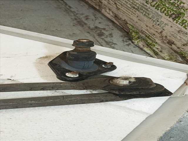 Foto 3ª: Motor Limpia Delantero Nissan Patrol 2.8 TD Y60 5P [RD28T] (1989)