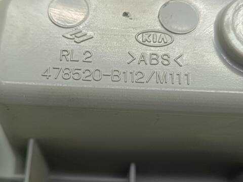 Foto 3ª: Botonera Elevalunas Kia Sorento 2.5 CRDI ACTIVE 170CV 125KW [D4CB] (2007)