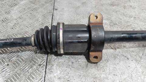 Foto 2ª: Transmision Delantera Derecha Toyota Auris ADVANCE 112CV 82KW [N47C16A] (2015)