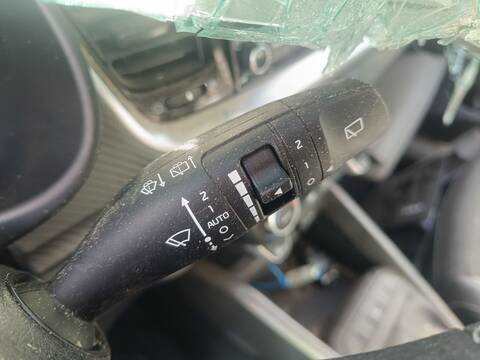 Foto 2ª: Mando Luces Kia Stonic G3LE