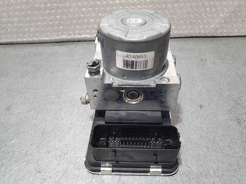 Foto 2ª: Abs Volvo V60 BASIS 150CV 110KW FAMILIAR [D4204T16] (2019)