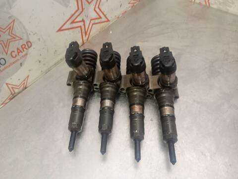 Foto 2ª: Inyectores Volkswagen Passat HIGHLINE BERLINA 140CV 103KW (2006)