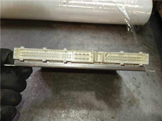 Foto 3ª: Centralita Abs Mercedes Clase E 180 E 270 CDI (210.016) [OM 612.961]