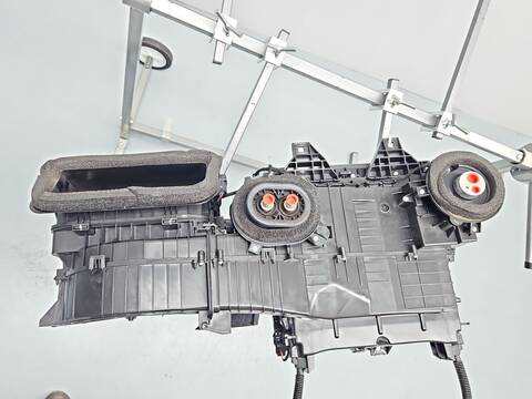 Calefacción Land Rover Defender D250 MHEV 4X4 249CV 183KW
