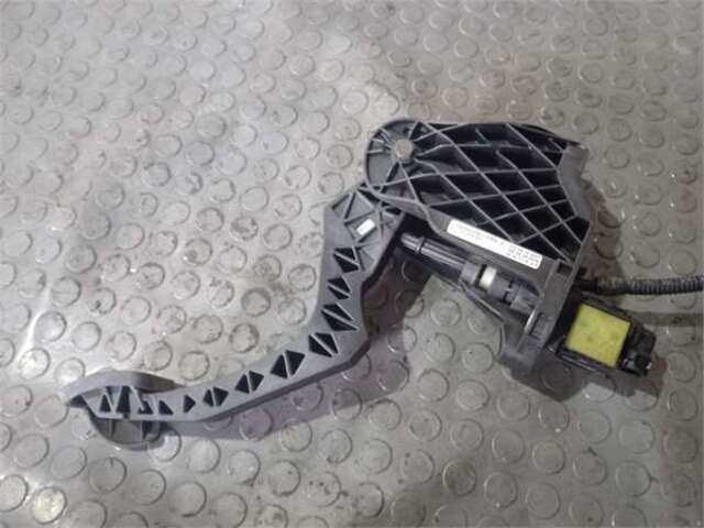 Pedal Embrague Volkswagen Passat 2.0 TDI