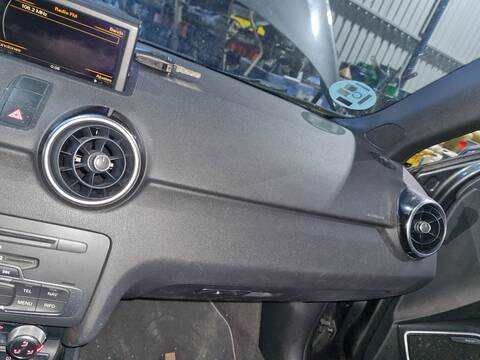 Foto 2ª: Kit Airbag Audi A1 AMBITION 185CV 136KW [CAVG] (2011)