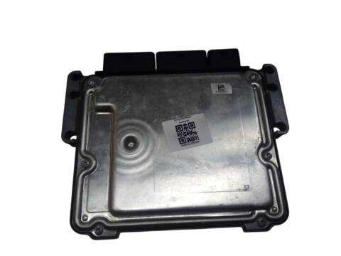 Centralita Motor ECU Dacia Logan 1.5 DCI