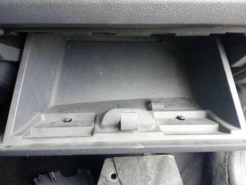 Foto 2ª: Guantera Dacia Lodgy LAUREATE 115CV 85KW [H5FC4] (2015)