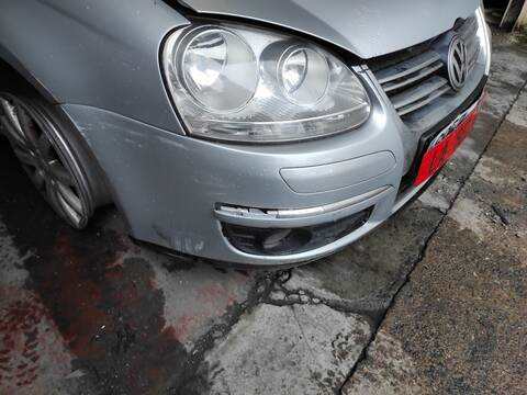 Foto 3ª: Paragolpes Delantero Volkswagen Golf BXE (2009)