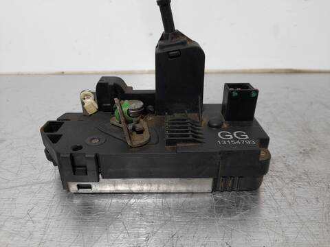 Cerradura Puerta Trasera Izquierda Opel Meriva COSMO 75CV 55KW