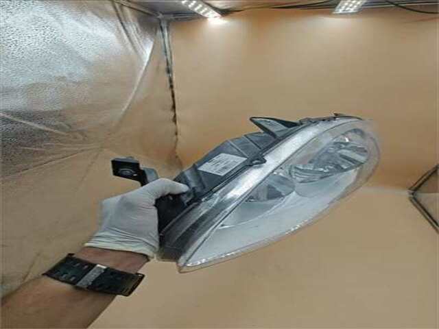 Foto 3ª: Faro Izquierdo Fiat Linea 1.4 ACTIVE [1.4 LTR. - 57 KW CAT]