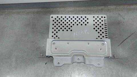 Foto 2ª: Sistema Audio Radio CD Ford Puma TITANIUM 125CV 92KW [B7JB] (2021)