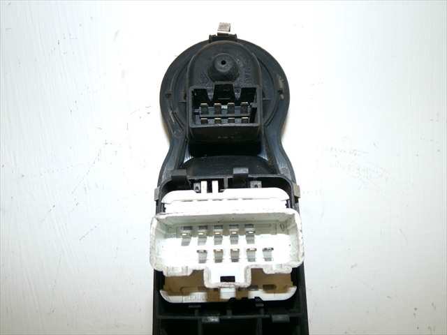 Foto 4ª: Botonera Elevalunas Renault Modus 1.5 DCI 2004-2007 [K9KJ7] (2005)