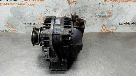 Foto 1ª: Alternador Toyota Corolla 2.0 D-4D TERRA BERLINA 110CV 81KW [1CDFTV] (2006)