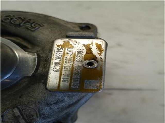 Foto 3ª: Turbocompresor Renault Megane 1.5 DCI 86CV 63KW III FASTBACK BZ0_) [D/ K9K F8] (2009)
