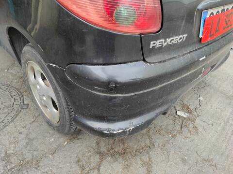 Foto 3ª: Paragolpes Trasero Peugeot 206 KFW (2003)