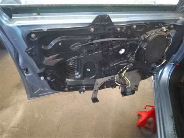 Foto 3ª: Puerta Delantera Izquierda Ford Fiesta 1.4 TDCI [F6JA]