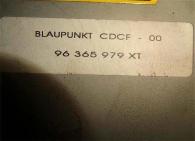 Foto 2ª: Sistema Audio Radio CD Peugeot 307 1.6 HDI 110 [9HY (DV6TED4)]