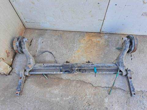 Foto 3ª: Puente Trasero Renault Megane 1.9 DCI AUTHENTIQUE BERLINA 102CV 75KW I FASE 2 BERLINA BA0) [F9Q K7] (2003)