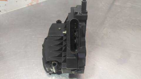 Foto 4ª: Cerradura Puerta Delantera Derecha Ford Focus TITANIUM 125CV 92KW [M1DA] (2012)