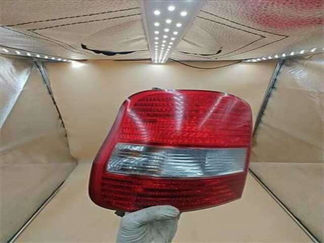 Foto 2ª: Piloto Trasero Izquierdo Kia Carnival 2.9 CDRI EX [2.9 LTR. - 106 KW CRDI CAT]