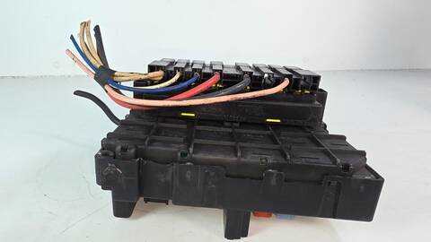 Foto 2ª: Caja Reles Fusibles Peugeot 206 RFN (2000)