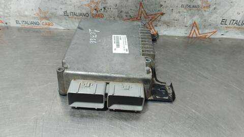 Foto 2ª: Centralita Motor ECU Chrysler PT Cruiser 2.0 CUSTO LIMITED 141CV 104KW [ECC] (2003)