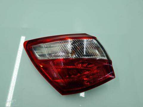 Foto 3ª: Piloto Trasero Izquierdo Nissan Qashqai ACENTA 4X4 131CV 96KW [R9M] (2009)