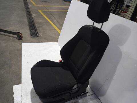 Foto 3ª: Asiento Delantero Izquierdo Hyundai i20 ESSENCE MILD-HYBRID 100CV [G3LF  G3LE] (2020)