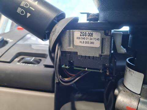 Foto 2ª: Mando Multifuncion Mercedes Vario PRDK - 616 D OM 904 LA CABINA DOBLE 156CV 115KW [OM904LAIII/7] (2009)