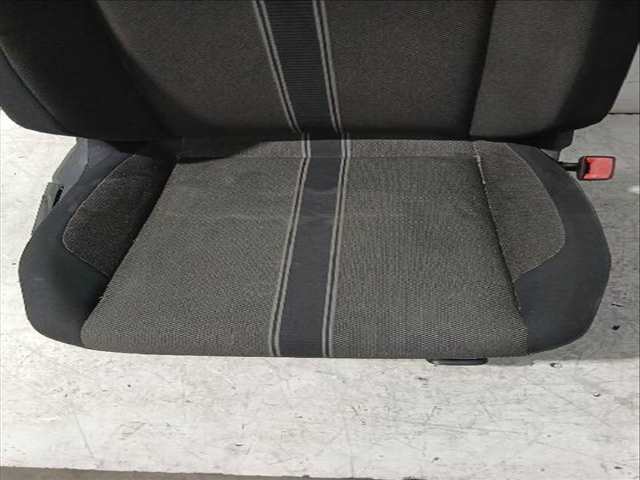 Foto 3ª: Asiento Delantero Derecho Volkswagen T-Roc 1.6 TDI 115CV [DGTE] (2017)