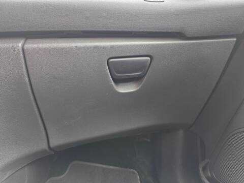 Guantera Ford Fiesta XUJB