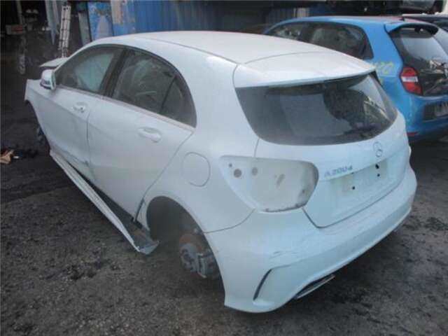 Foto 2ª: Disco Freno Delantero Mercedes Clase A 140 2.1 A 200 CDI - D (176.008) [2.1 LTR. - 100 KW CDI CAT] [651930]