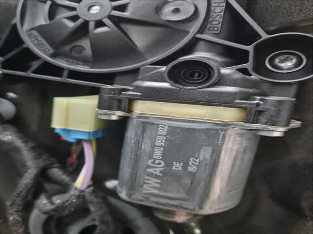 Elevalunas Eléctrico Delantero Derecho Audi A1 25 TFSI BASICO 95CV 70KW