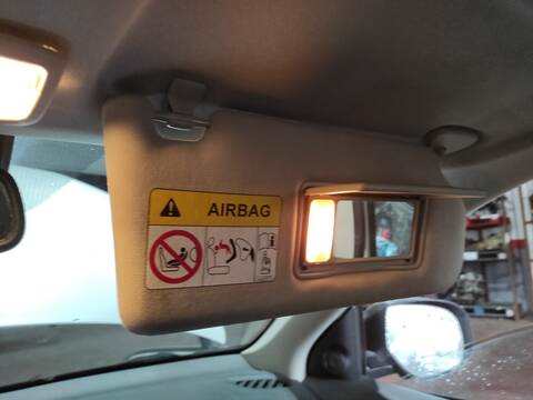 Parasol Derecho Mitsubishi Outlander 4B11