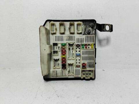 Caja Reles Fusibles Renault Kangoo DYNAMIQUE 1 DCI DIESEL FAP 106CV