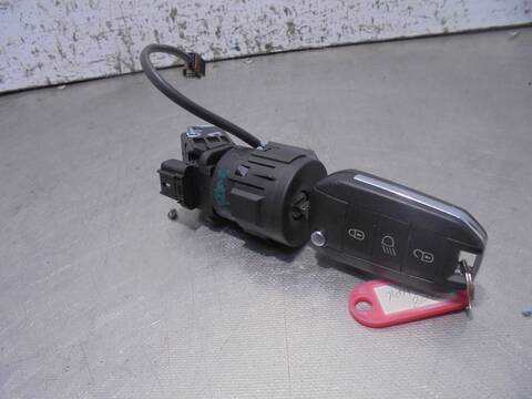 Foto 3ª: Motor de Arranque Peugeot 208 ALLURE 95CV 70KW [8F01] (2013)