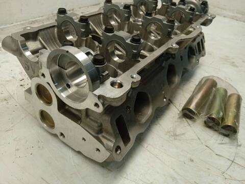 Foto 3ª: Culata Toyota Land Cruiser VERSION INDEFINIDA (1990)